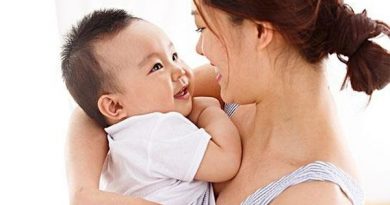 Mơ thấy ẵm em bé là điềm báo gì, đánh con đề nào?